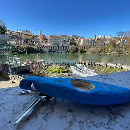 호스텔 Acqua Piatta - L'ostello Del Canoa *