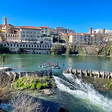 Acqua Piatta - L'ostello Del Canoa Ostello Ivrea